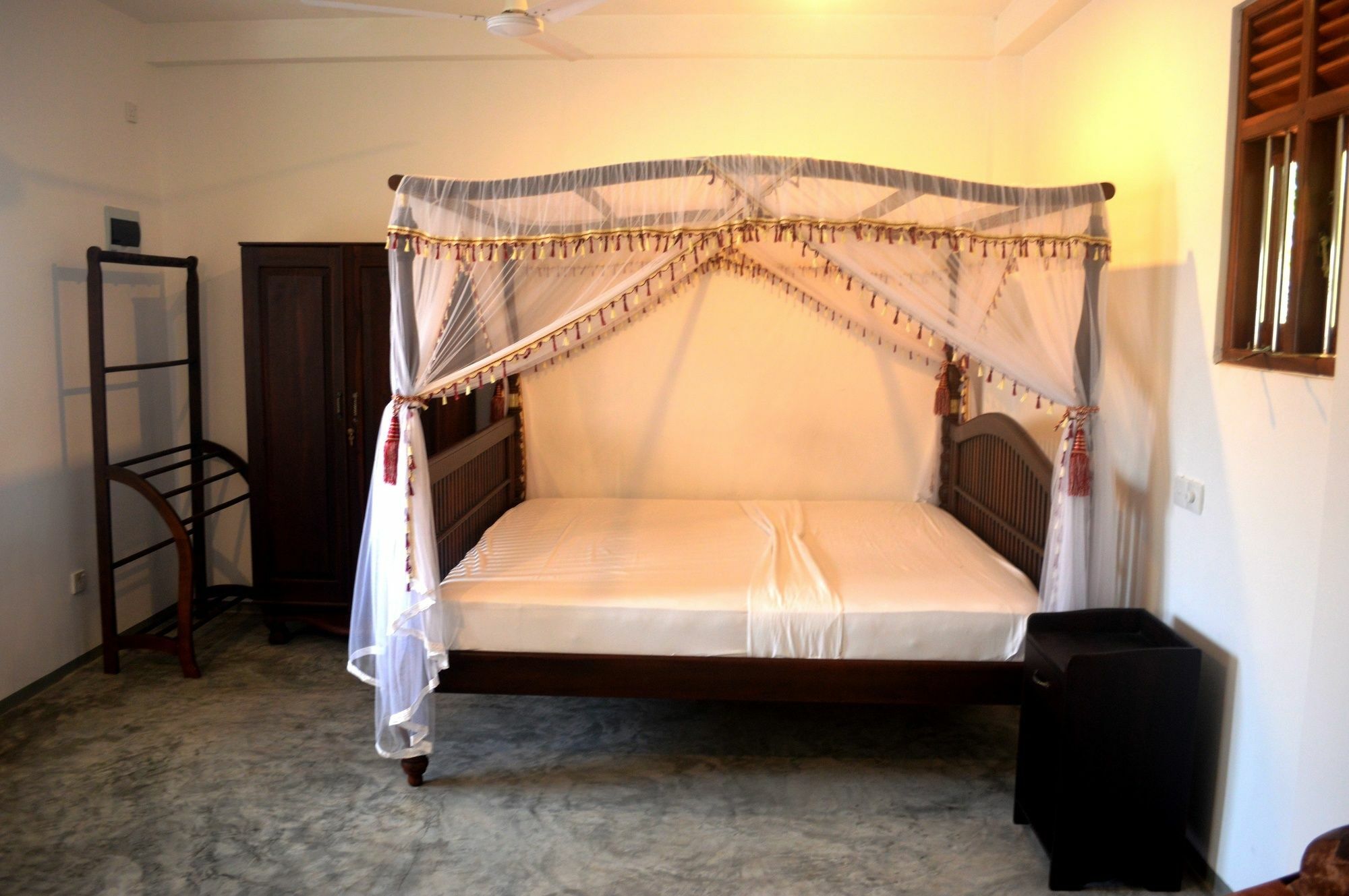 Villa Mihindi Hikkaduwa Buitenkant foto